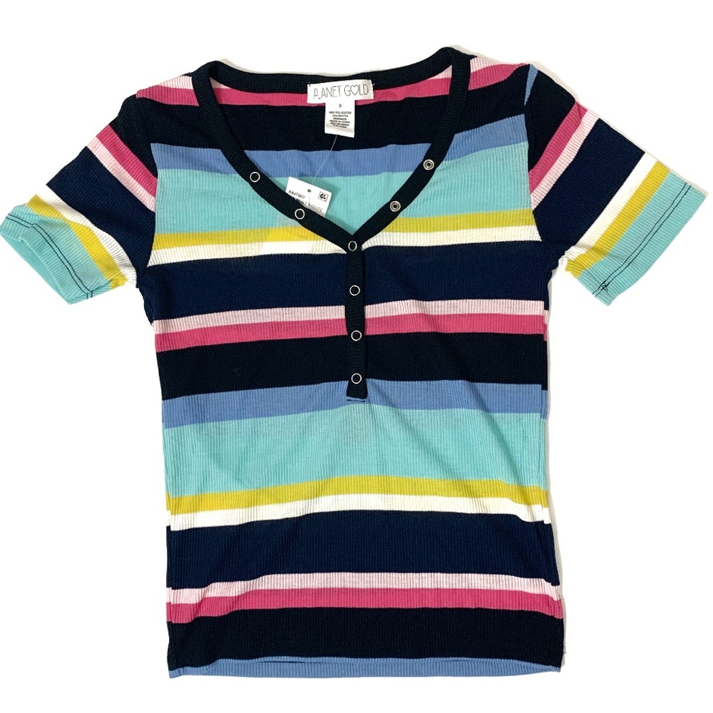 Macy’s Planet Gold Short Sleeve Top